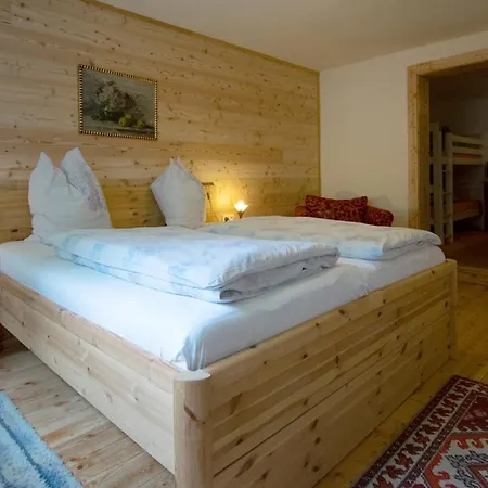 Gruppenhaus Waldheimat Semmering Steiermark Ferienhaus *